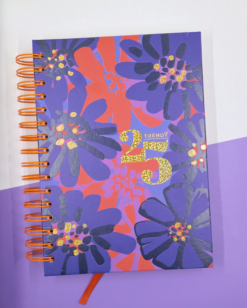 Dark Flowers - Agenda Trendy 2025