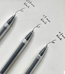 Bolígrafo Negro - Gel 0.7 mm - MUJI